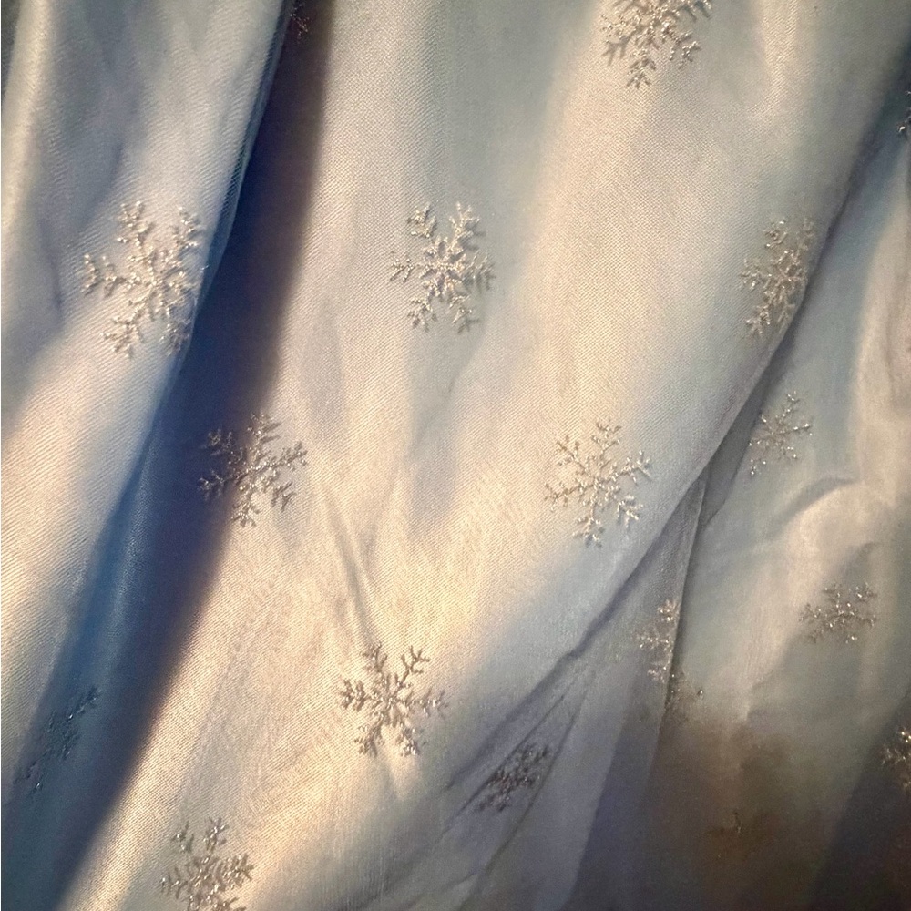 Unique Vintage Light Blue Snowflake Dress - Picture 6 of 6